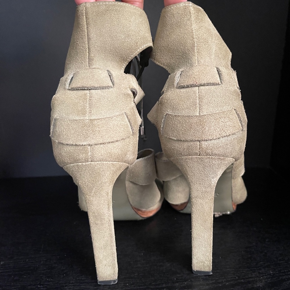 Authentic Gucci - image 3